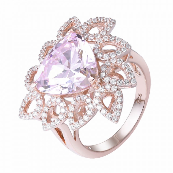 محاكاة الماس الوردي ترانجل قطع الذهب الوردي على خاتم الفضة الاسترليني 