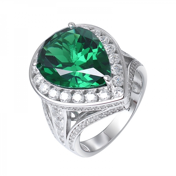 خلق قطع الكمثرى الروديوم الأخضر الزمرد على خاتم الفضة الاسترليني للنساء 