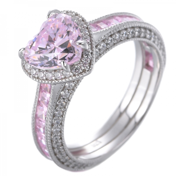 شكل قلب الماس اللون الوردي مكعب زركونيا الروديوم على خاتم الفضة الاسترليني 