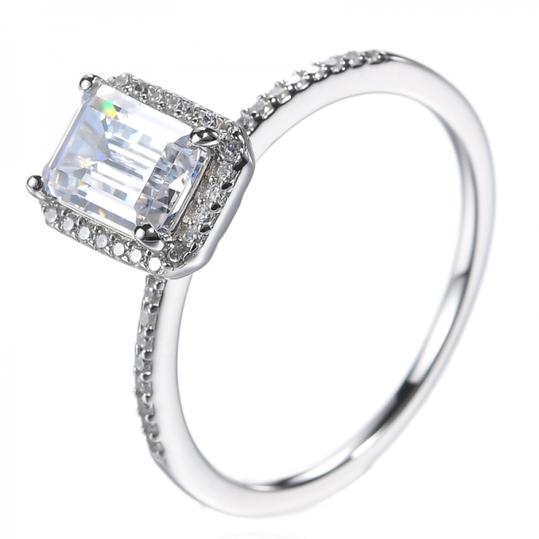 خاتم خطوبة من الفضة الإسترليني AAA تشيكوسلوفاكيا الزمرد مصنوع من الماس على شكل هالو
 