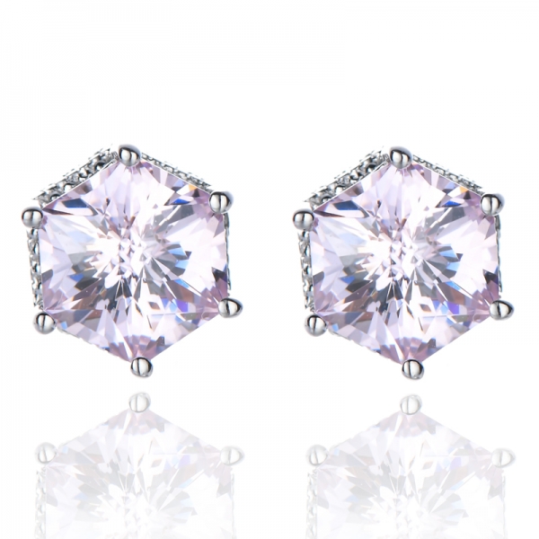 يتوهم الوردي الفاتح الماس مكعب سداسي قطع القرط مسمار في 925 الفضة الاسترليني
 